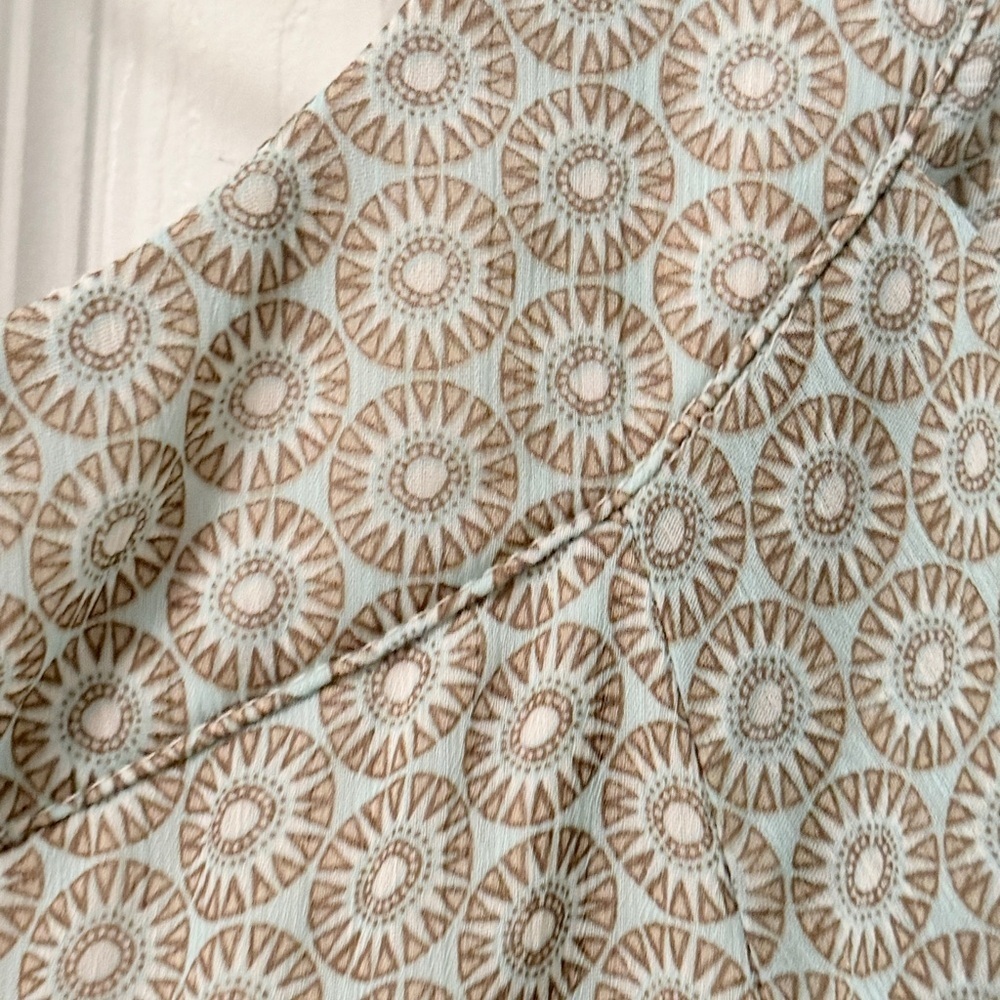 Dressbarn Plus Size 2x Womens Light Green Blouse Top Shirt Circles Lined AE - Picture 6 of 7